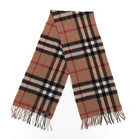 sciarpa burberry 100 lambswool|burberry scarf scam.